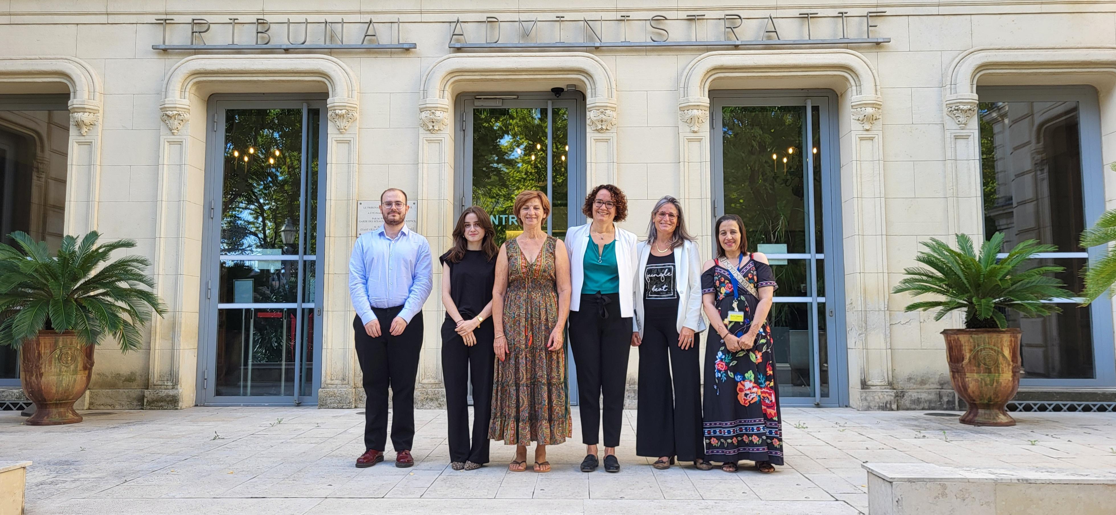 De gauche à droite sur la photographie : Lélio Margnoux, Léa Higelin, Viviane Nalix, Caroline Poullain, Isabelle Ruiz et Fatima Essafiry